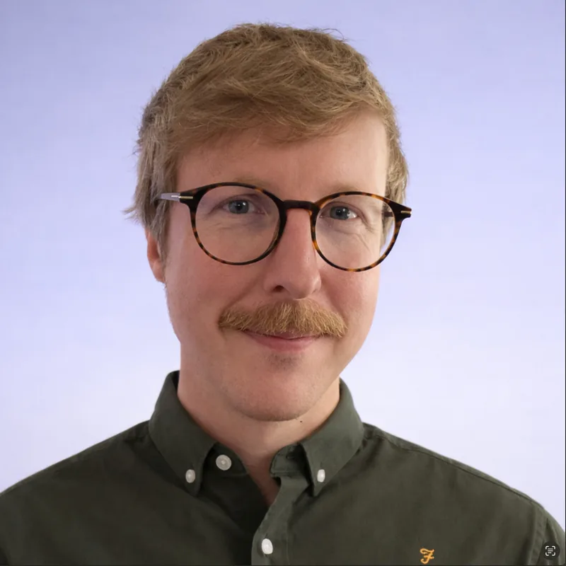 Daniel Macken